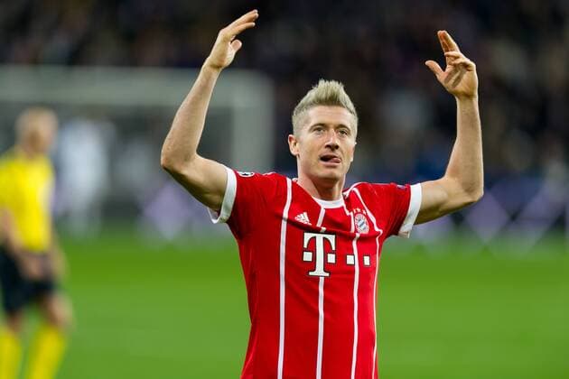 Anderlecht, Belgien 22.11.2017, UEFA Champions League - 2017 18 Season, Gruppenphase, RSC Anderlecht vs FC Bayern Muenchen, Tor zum 1:0, Torschuetze Robert Lewandowski (FCB) jubelt ( DeFodi053
