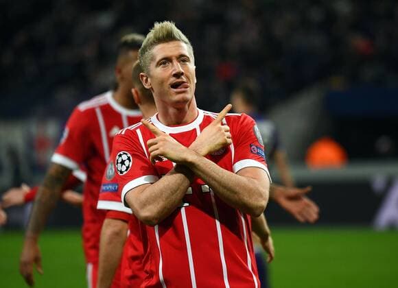 22.11.2017, xjhx, Fussball Champions League, RSC Anderlecht - FC Bayern Muenchen emspor, v.l. Robert Lewandowski (FC Bayern Muenchen), celebrate the goal, Torjubel zum 0:1 Anderlecht