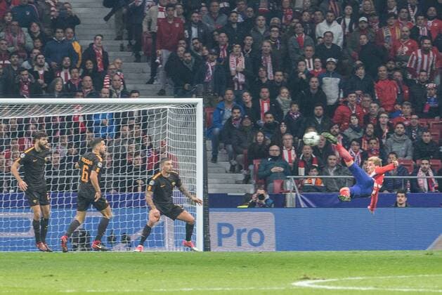 Antoine Griezmann of Atletico Madrid scoring a goal during the UEFA Champions League group C match between Atletico Madrid and Roma played at Wanda Metropolitano Stadium in Madrid, on November 22th 2017Stadium in Madrid, on November 22th 2017.  xRudyx xAFP7x xAtleticoxdexMadridxvxRoma,xChampionsxLeague,xSpain,xNovx22thx201x