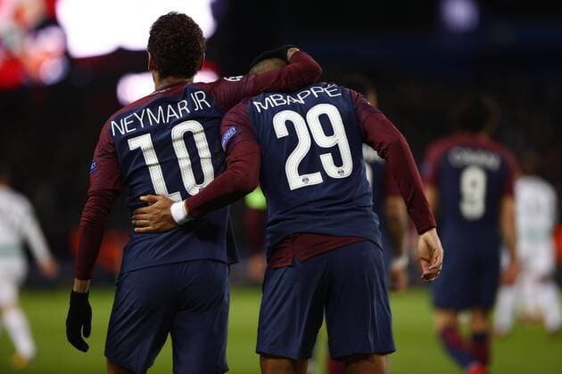 November 22, 2017 - Paris, France - Paris Saint-Germain s Brazilian striker Neymar (L) and French striker Kylian Mbappe celebrate a goal during the UEFA Champions League Group B football match between Paris Saint-Germain (PSG) and Glasgow Celtic at Parc des Princes Stadium in Paris on November 22, 2017. Paris Saint-Germain v Celtic FC - UEFA Champions League  - ZUMAn230 20171122_zaa_n230_696 Copyright: xMehdixTaamallahx