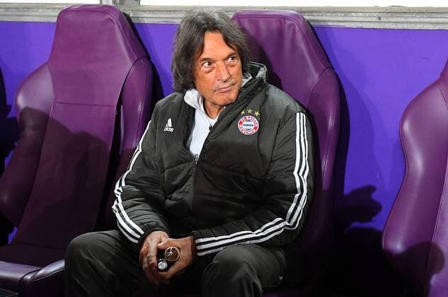 22.11.2017, xjhx, Fussball Champions League, RSC Anderlecht - FC Bayern Muenchen emspor, v.l. Vereinsarzt Dr.Hans-Wilhelm Müller-Wohlfahrt (FC Bayern Muenchen) Anderlecht