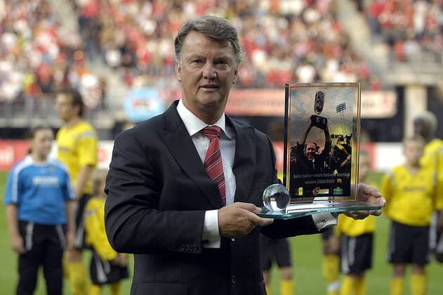 az - vvv venlo 18-08-2007 eredivisie seizoen 2007-2008 louis van gaal , beste trainer-coach betaald voetbal seizoen 2006-2007 az - vvv venlo
