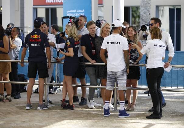 Motorsports: FIA Formula One World Championship WM Weltmeisterschaft 2017, Grand Prix of Abu Dhabi, 44 Lewis Hamilton (GBR, Mercedes AMG Petronas F1 Team), Abu Dhabi United Arab Emirates