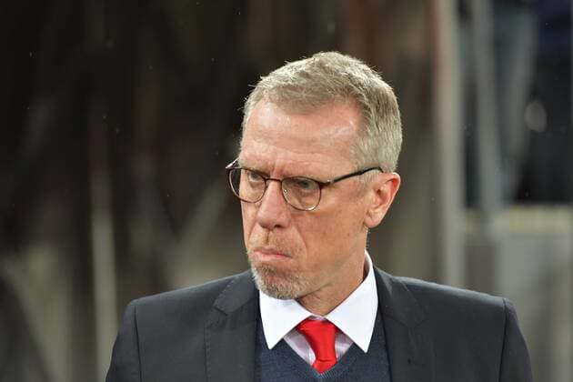 GER, 1. FC Köln (GER) vs. FC Arsenal (ENG) 23.11.2017, RheinEnergieSTADION, Köln, Europa Leaque, Gruppenphase, 5. Spieltag, GER, 1. FC Köln (GER) vs. FC Arsenal (ENG) im Bild: Peter Stöger Stoeger (Trainer 1.FC Köln),