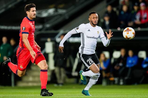 171123 Raul Navas of Real Sociedad and Samuel Adegbenro of Rosenborg during the UEFA Europa League match between Rosenborg and Real Sociedad on November 23, 2017 in Trondheim. Photo: Jon Olav Nesvold BILDBYRAN kod JE 160081  Copyright: JONxOLAVxNESVOLD BB171123BB407