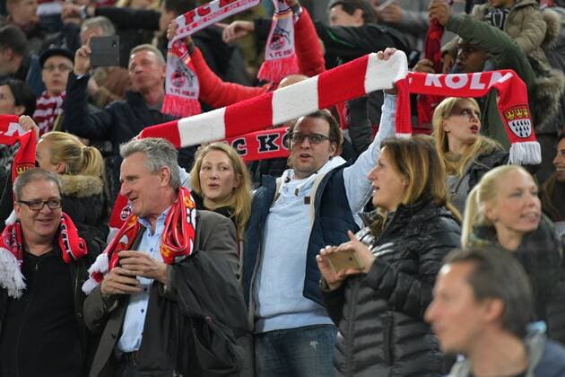 GER, 1. FC Köln (GER) vs. FC Arsenal (ENG) 23.11.2017, RheinEnergieSTADION, Köln, Europa Leaque, Gruppenphase, 5. Spieltag, GER, 1. FC Köln (GER) vs. FC Arsenal (ENG) im Bild: fans kölner