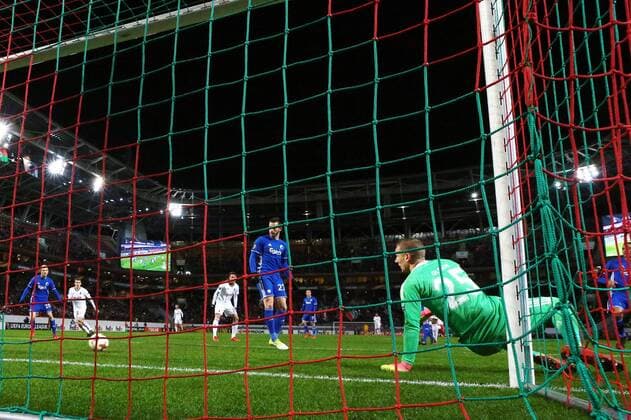 MOSCOW, RUSSIA â€“ NOVEMBER 23, 2017: FC Copenhagen s goalkeeper Robin Olsen (R) concedes a goal in their 2017-18 UEFA Europa League Group F Round 5 football match against Lokomotiv Moscow at RZD Arena Stadium. Mikhail Tereshchenko TASS  TS06A501