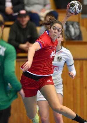 Czech handball player Dominika Zachova in action during the friendly match Czech Republic vs. Austria, Cheb, Czech Republic, November 23, 2017. (CTKxPhoto SlavomirxKubes) CTKPhotoP201711230883901  KBS_04