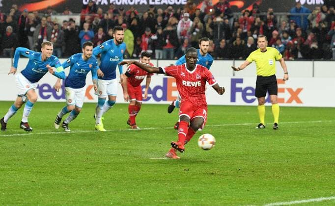1. FC Köln - FC Arsenal London 23.11.2017 Tor 1:0 durch Sehrou Guirassy (Köln) Elfmeter