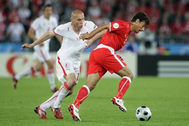 wenen, 12-06-2008, oostenrijk - polen ivica vastic (r), mariusz lewandowski oostenrijk - polen