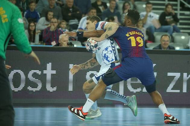 VELUX EHF Champions League, Group A, Round 9, RK PPD Zagreb - FC Barcelona Barca 23.11.2017., Croatia, Arena Zagreb, Zagreb - VELUX EHF Champions League, Group A, Round 9, RK PPD Zagreb - FC Barcelona. Mario Vuglac, Timothey N guessan. GoranxStanzl PIXSELL