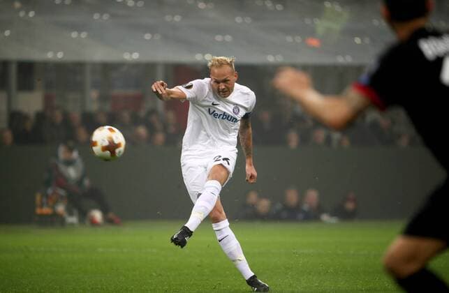 SOCCER - EL, Milan vs A.Wien MILAN,ITALY,23.NOV.17 - SOCCER - UEFA Europa League, AC Milan vs FK Austria Wien. Image shows Raphael Holzhauser (A.Wien). GEPAxpictures xAndreasxPranter