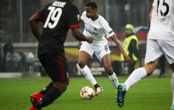 SOCCER - EL, Milan vs A.Wien MILAN,ITALY,23.NOV.17 - SOCCER - UEFA Europa League, AC Milan vs FK Austria Wien. Image shows Abdullahi I. Alhassan (A.Wien). GEPAxpictures xAndreasxPranter