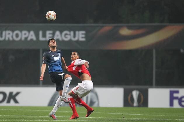 Football, Fussbal UEFA - Danilo of SC Braga challenges Amiri of TSG Hoffenheim, during a UEFA Europa League Group Stage match, at Estadio Municipal de Braga, in Braga. Braga, Portugal, 23rd November 2017. Photo: IMAGO Pedro Benavente