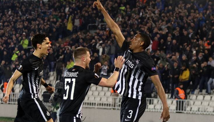 23.11.2017 Belgrade(Serbia) FK Partizan-BSC Young Boys Europa League men s football Marko Jevtovic(L),Ognjen Ozegovic(c) and Leandre Tawamba(r) FK Partizan celebrate first goal on match :Str 