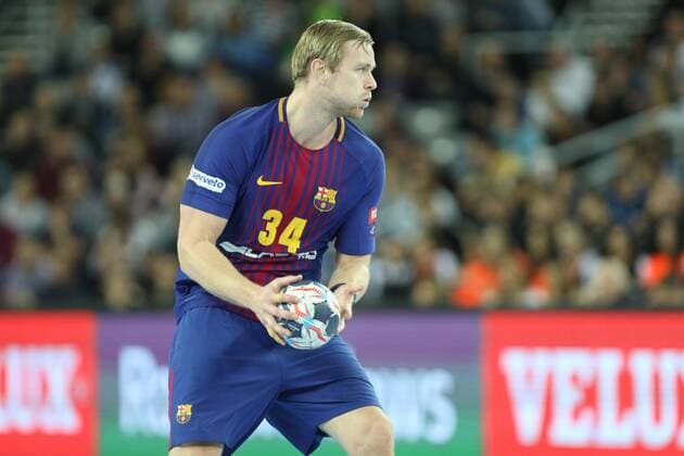 Zagreb, 23.11.2017. - Arena Zagreb hall, 2017 18 EHF Men s Champions League Group Phase. HC Prvo plinarsko drustvo (white) - ESP FC Barcelona Barca Lassa (blue) 24:32 Aron PALMARSSON (34) 