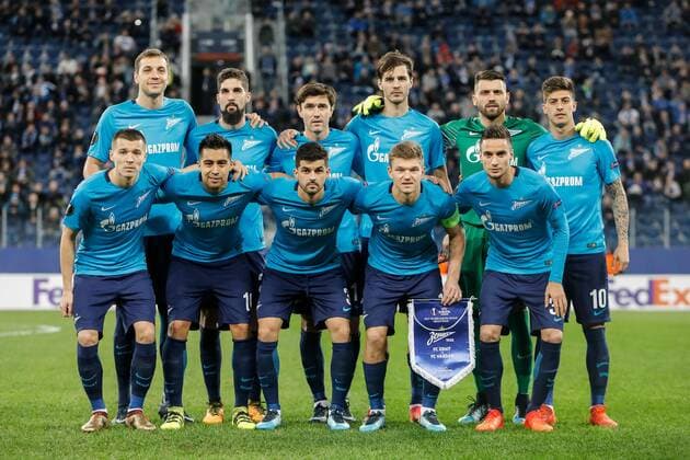 November 23, 2017 - Saint Petersburg, Russia - FC Zenit Saint Petersburg players pose before the UEFA Europa League Group L match between FC Zenit St. Petersburg and FK Vardar at Saint Petersburg Stadium on November 23, 2017 in Saint Petersburg, Russia. Zenit v Vardar - UEFA Europa League Group L  - ZUMAn230 20171123_zaa_n230_303 Copyright: xMikexKireevx