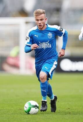 Jena - Bremen U23 Fussball 3.Liga Jena, 18.11.2017, Ernst Abbe Sportfeld, Fussball, 3.Liga, 16. Spieltag , FC Carl-Zeiss Jena vs. SV Werder Bremen (U23) II. 2:1 (1:0) , Im Bild: Guillaume Cros (3, Jena) ,