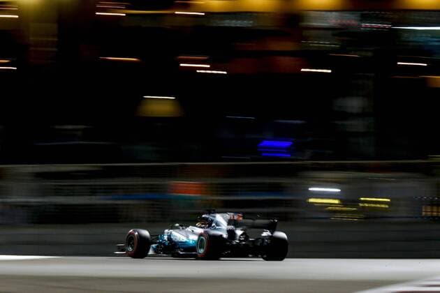 Motorsports: FIA Formula One World Championship WM Weltmeisterschaft 2017, Grand Prix of Abu Dhabi, 44 Lewis Hamilton (GBR, Mercedes AMG Petronas F1 Team), Abu Dhabi United Arab Emirates