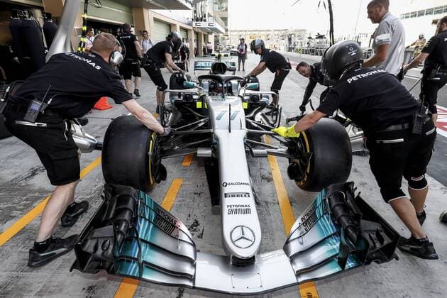 Motorsports: FIA Formula One World Championship WM Weltmeisterschaft 2017, Grand Prix of Abu Dhabi, 77 Valtteri Bottas (FIN, Mercedes AMG Petronas F1 Team), Abu Dhabi United Arab Emirates