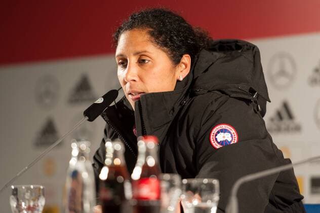 Bundestrainerin, Trainerin Steffi Jones (Deutschland) während der Pressekonferenz, at the press conference PK Pressekonferenz Fussball, Frauen-Länderspiel, Deutschland - Frankreich,