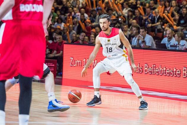 GER, Qualifikation Basketball WM 2019 Deutschland vs. Georgien 24.11.2017, Arena, Chemnitz, GER, Qualifikation Basketball WM 2019 Deutschland vs. Georgien, im Bild Ismet Akpinar ( 18, Deutschland),