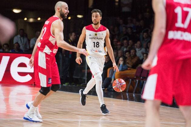 GER, Qualifikation Basketball WM 2019 Deutschland vs. Georgien 24.11.2017, Arena, Chemnitz, GER, Qualifikation Basketball WM 2019 Deutschland vs. Georgien, im Bild Ismet Akpinar ( 18, Deutschland),