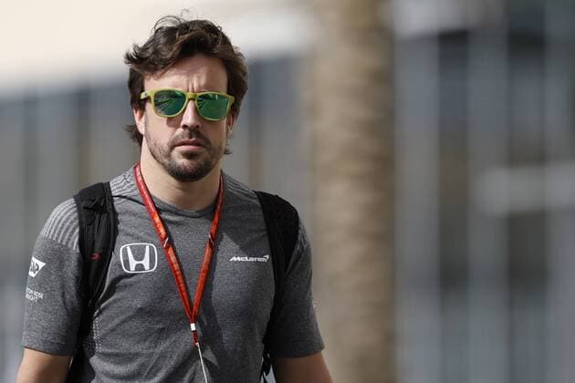 Entrenamientos libres del GP de F1 de Abu Dabi en el circuito de Yas Marina. En la imagen, Fernando Alonso. Grand Prix of Abu Dhabi test day at Yas Marina circuit. In this picture, Fernando Alonso.  RV RACING PRESS