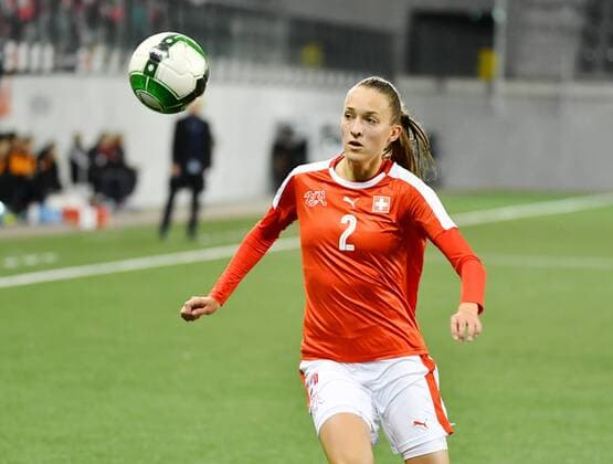 24.11.2017 Schaffhausen Fussball Frauen Saison 2017 2018 WM Qualifikation Schweiz - Weissrussland 3:0 Bild zeigt Jana Brunner SUI Aktion Einzelbild