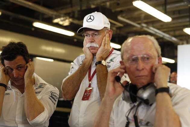 Motorsports: FIA Formula One World Championship WM Weltmeisterschaft 2017, Grand Prix of Abu Dhabi, Dr. Dieter Zetsche (Chairman of the Board of Management of Daimler AG, Head of Mercedes-Benz Cars), Abu Dhabi United Arab Emirates