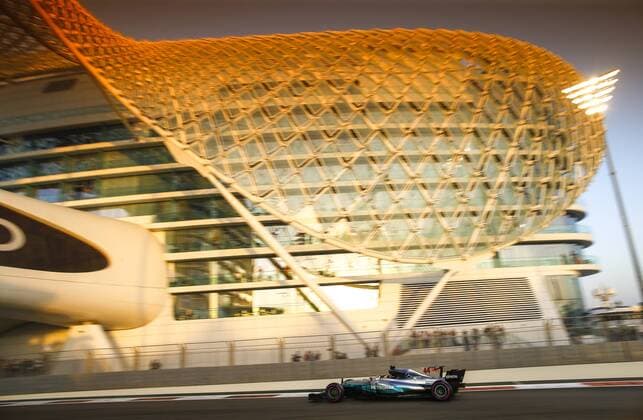Motorsports: FIA Formula One World Championship WM Weltmeisterschaft 2017, Grand Prix of Abu Dhabi, 44 Lewis Hamilton (GBR, Mercedes AMG Petronas F1 Team), Abu Dhabi United Arab Emirates