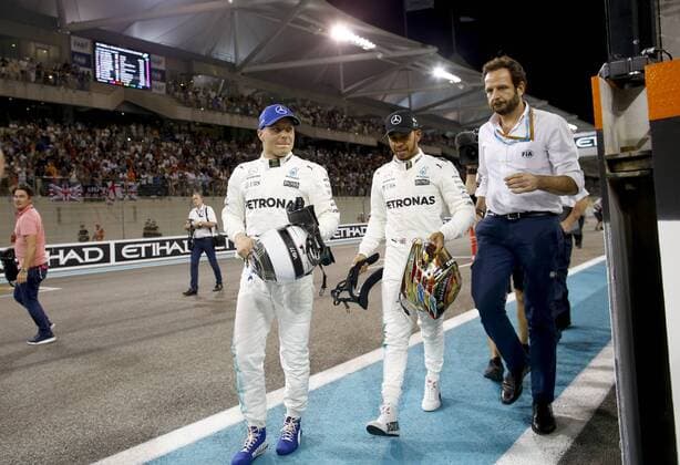 Motorsports: FIA Formula One World Championship WM Weltmeisterschaft 2017, Grand Prix of Abu Dhabi, 77 Valtteri Bottas (FIN, Mercedes AMG Petronas F1 Team), 44 Lewis Hamilton (GBR, Mercedes AMG Petronas F1 Team), Abu Dhabi United Arab Emirates