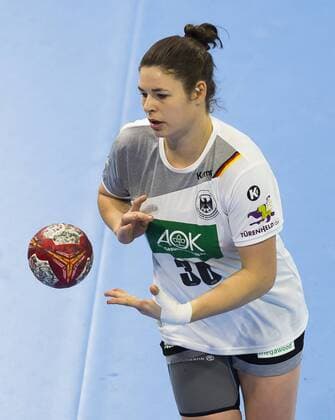 25. November 2017, Deutschlands Jennifer Rode, Handball, Vorbereitungsspiel auf die Weltmeisterschaft Dezember in Deutschland, Handball World Cup, Deutschland - Island 32:19, in Dresden, c