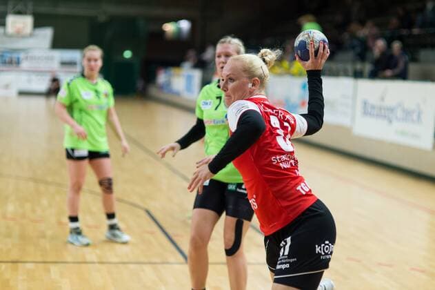 Yvonne Rolland (Nuertingen 37), im Spiel, Spreefuexxe Berlin vs TG Nuertingen, 25.11.2017 , Berlin Copyright: xUwexKoch xEibner-Pressefotox EP_ukh