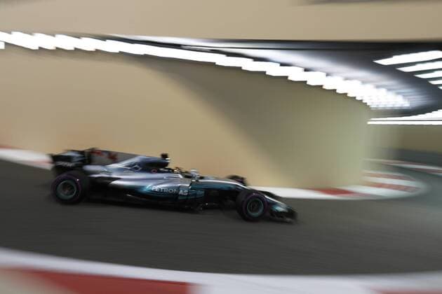 Motorsports: FIA Formula One World Championship WM Weltmeisterschaft 2017, Grand Prix of Abu Dhabi, 44 Lewis Hamilton (GBR, Mercedes AMG Petronas F1 Team), Abu Dhabi United Arab Emirates