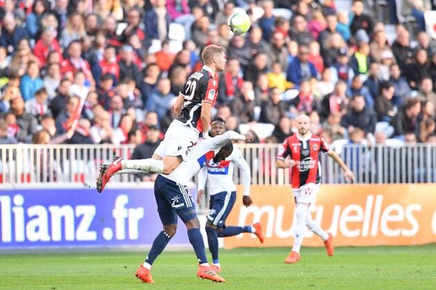 20 MAXIME LE MARCHAND (nice) FOOTBALL : Nice vs Lyon - Ligue 1 Conforama - 26 11 2017 FEP Panoramic 