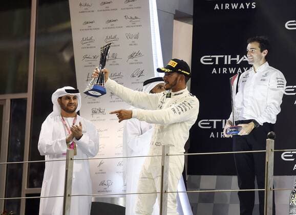 Lewis Hamilton (GB 44), Mercedes AMG Petronas Motorsport, Grosser Preis von ABU DHABI 2017, Rennen, Motorsport, Formel 1, 26.11.2017, ABU DHABI Copyright: xEIBNER JERRYxANDREx EP_JAE