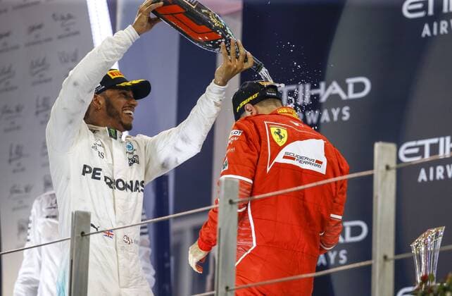 Motorsports: FIA Formula One World Championship WM Weltmeisterschaft 2017, Grand Prix of Abu Dhabi, 44 Lewis Hamilton (GBR, Mercedes AMG Petronas F1 Team), 5 Sebastian Vettel (GER, Scuderia Ferrari), Abu Dhabi United Arab Emirates