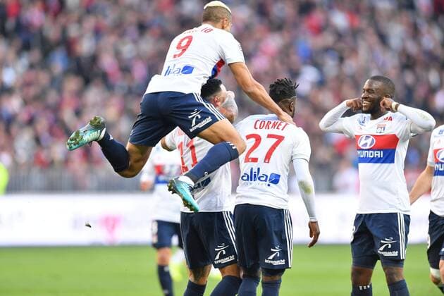 09 Mariano DIAZ (ol) - 28 Tanguy NDOMBELE (ol) - JOIE FOOTBALL : Nice vs Lyon - Ligue 1 Conforama - 26 11 2017 FEP Panoramic 