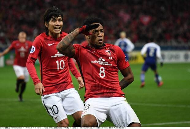 (R-L) Rafael da Silva, Yosuke Kashiwagi (Reds), NOVEMBER 25, 2017 - Football Soccer : Rafael da Silva of Urawa Reds celebrates after scoring the winning goal during the AFC Champions League Final 2nd leg match between Urawa Red Diamonds 1-0 Al-Hilal at Saitama Stadium 2002 in Saitama, Japan. Noxthirdxpartyxsales  (mmcb009121)