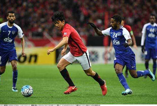 Wataru Endo (Reds), Nawaf Al Abed (Al Hilal), NOVEMBER 25, 2017 - Football Soccer : AFC Champions League Final 2nd leg match between Urawa Red Diamonds 1-0 Al-Hilal at Saitama Stadium 2002 in Saitama, Japan. Noxthirdxpartyxsales  (mmcb009132)
