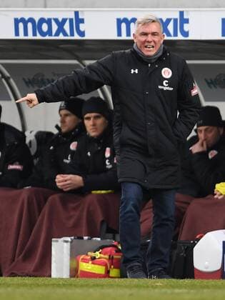 Olaf Janssen Janßen (Trainer FC St. Pauli )