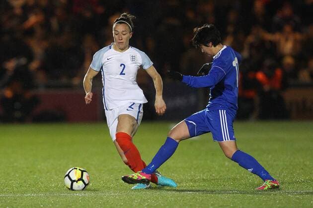 England Women v Kazakhstan Women 2019 FIFA Womens World Cup Qual Lucy Bronze of England and Karina Zhumabaikyzy of Kazakhstan in action during the 2019 FIFA Women s World Cup Qualifying match at the Weston Homes Community Stadium, Colchester Content Not Available For UK Newspapers Copyright: xPaulxChestertonx FIL-11025-0095