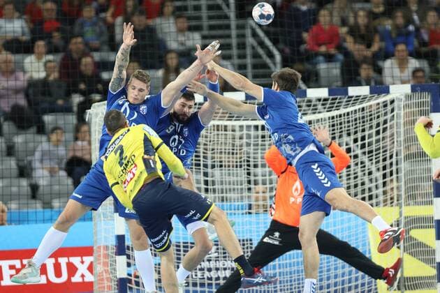 Zagreb, 29 11 2017 - Arena Zagreb hall, 2017 18 EHF Men s Champions League Group Phase. HC Prvo plinarsko drustvo (blue) - Rhein-Neckar Löwen (yellow) 