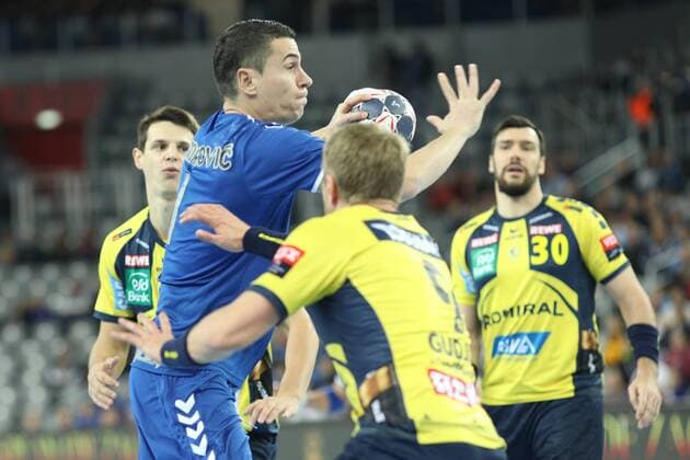 Zagreb, 29.11.2017. - Arena Zagreb hall, 2017 18 EHF Men s Champions League Group Phase. HC Prvo plinarsko drustvo (blue) - Rhein-Neckar Löwen (yellow) 30:26 Zarko MARKOVIC (1) 