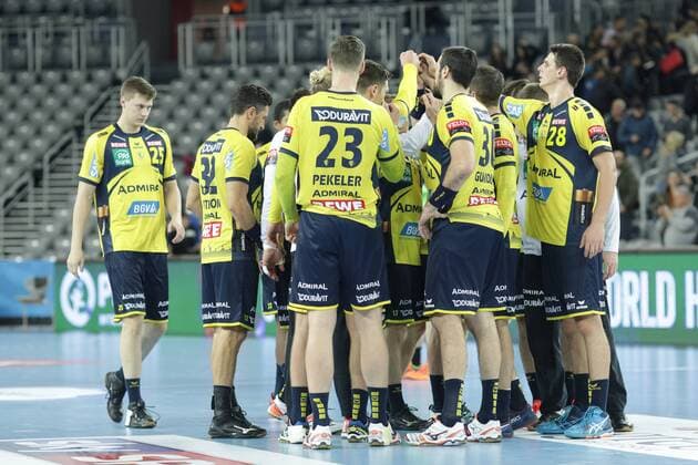 Zagreb, 29.11.2017. - Arena Zagreb hall, 2017 18 EHF Men s Champions League Group Phase. HC Prvo plinarsko drustvo (blue) - Rhein-Neckar Löwen (yellow) 30:26 TROST Maximilian (25), PETERSSON Alexander (32), PEKELER Hendrik (23), GUARDIOLA VILLAPLANA Gedeon (30), TALESKI Filip (28) 