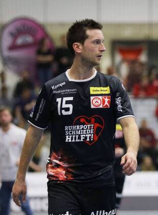Richard Woess (TUSEM Essen 15), ASV Hamm-Westfalen vs TUSEM Essen, Handball, 2. Bundesliga, 01.12.2017, Hamm Copyright: xStrohdiekx Eibner-Pressefotox EP_jsk