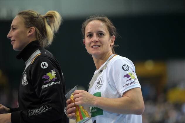 Kerstin Wohlbold (GER 31) beim Spiel Deutschland (GER) vs Kamerun (CMR), Handball, Frauen, Weltmeisterschaft, Leipzig, 01.12.2017 Leipzig Copyright: xMODLA xEibner-Pressefotox EP_CMA