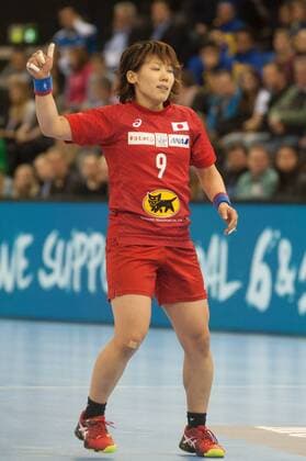 GER, IHF WM 2017, Brasilien (BRA) vs Japan (JPN) 02.12.2017, EWE Arena, Oldenburg, Germany, 23.IHF World Championship WM Weltmeisterschaft 2017 Women, first round, Group C, Brasilien vs Japan, im Bild Aya YOKOSHIMA (JPN 9)