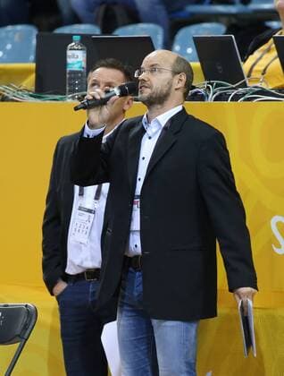 02.12.2017, Deutschland, Bietigheim, Handball Weltmeisterschaft der Frauen: Länderspiel Tschechien vs. Argentinien: Hallensprecher Michael Kloiber